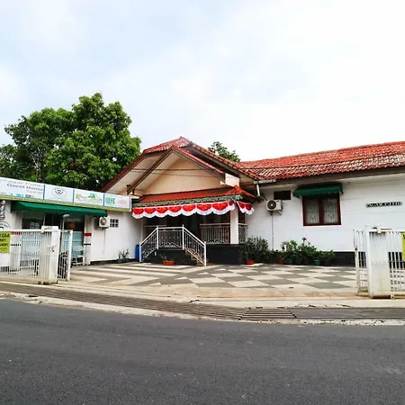 Pagar Putih Syariah Hotel